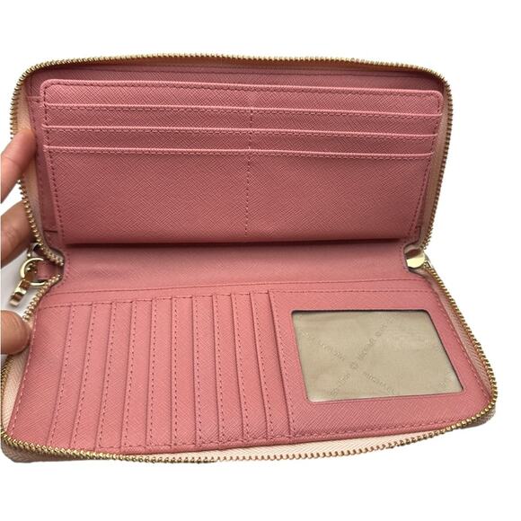 MICHAEL KORS JET SET TRAVEL CONTINENTAL WALLET IN BALLET MULTI - Picture 7 of 11